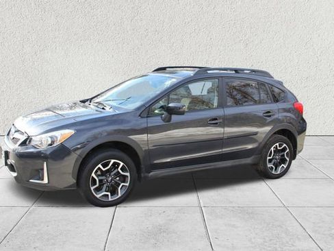 Used 2017 Subaru Crosstrek 2.0i Premium image 5