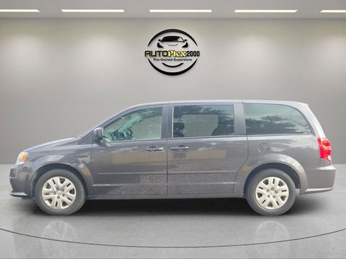 Used 2017 Dodge Grand Caravan SE w/ Power Window Group image 4