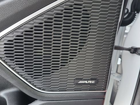 Used 2022 Jeep Grand Cherokee Limited image 27