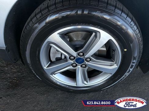 Certified 2022 Ford Edge SEL AWD/4WD image 10