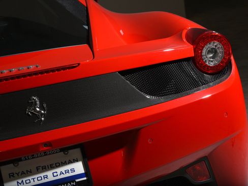 Used 2015 Ferrari 458 Italia Coupe RWD image 15