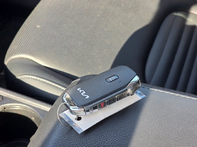 Used 2023 Kia Sportage SX FWD image 41