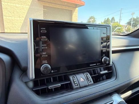 Used 2021 Toyota RAV4 XSE w/ XSE Grade Weather Package AWD/4WD image 18