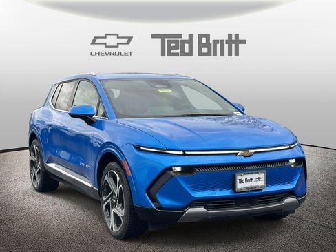 New 2026 Chevrolet Equinox EV LT image 3