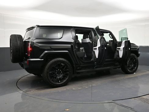 Used 2025 GMC Hummer EV 2X AWD/4WD image 31