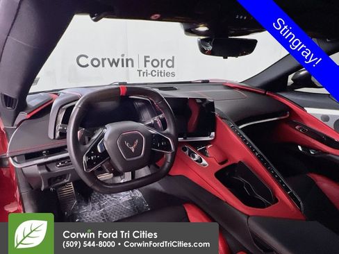 Used 2021 Chevrolet Corvette Stingray Preferred Cpe w/ Z51 Performance Package RWD image 8