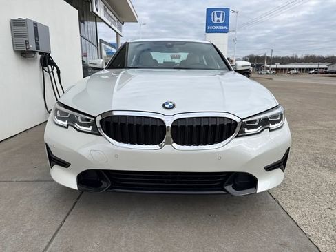 Used 2021 BMW 330i xDrive Sedan w/ Premium Package image 7