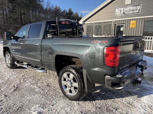 Used 2017 Chevrolet Silverado 2500 High Country w/ Duramax Plus Package image 5