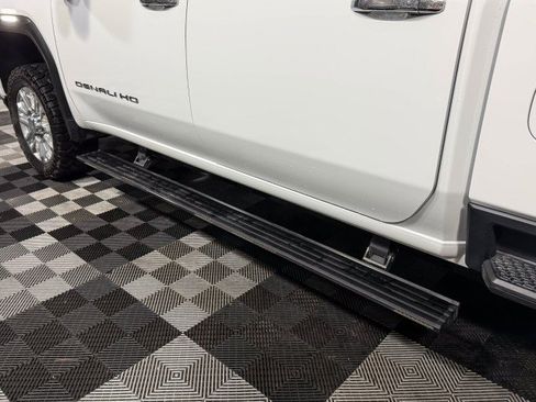 Used 2023 GMC Sierra 2500 Denali w/ Denali Ultimate Package image 25