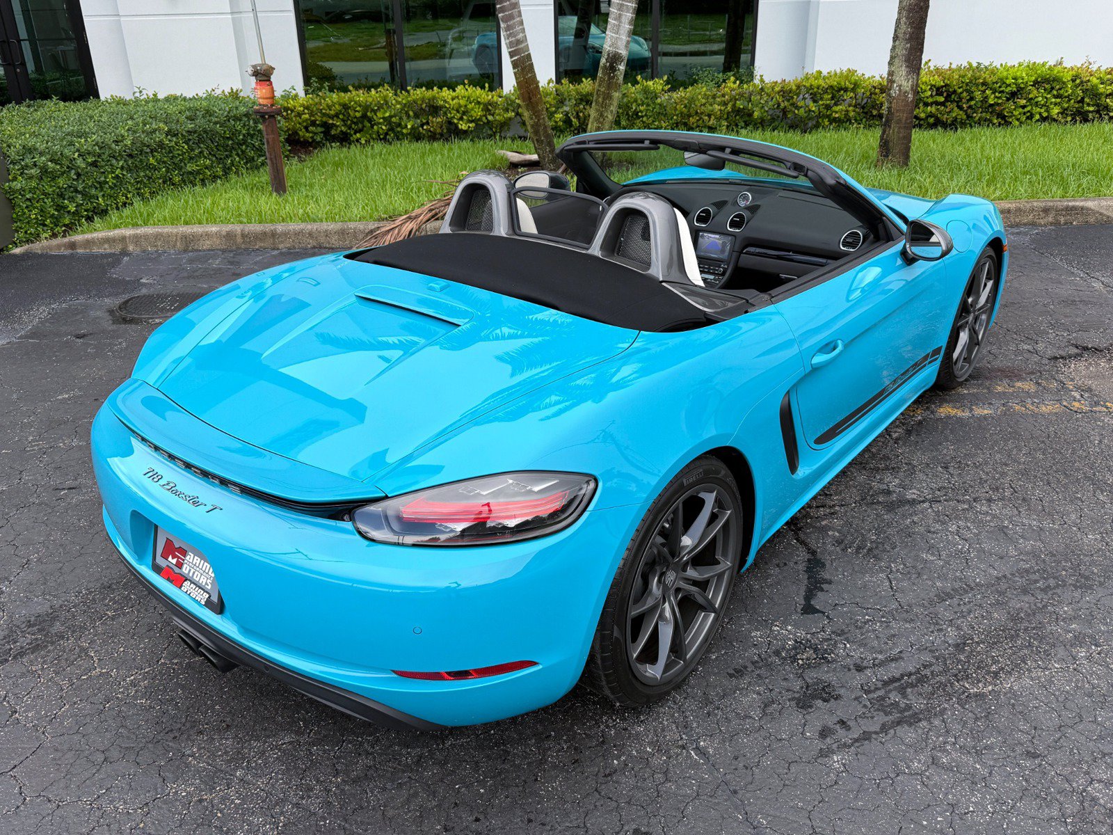 Used 2021 Porsche 718 Boxster RWD image 18