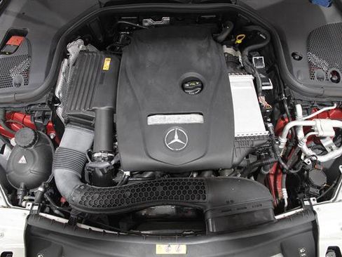 Used 2017 Mercedes-Benz E 300 4MATIC image 21