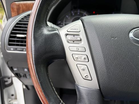 Used 2019 INFINITI QX80 Luxe w/ All-Season Package RWD image 12