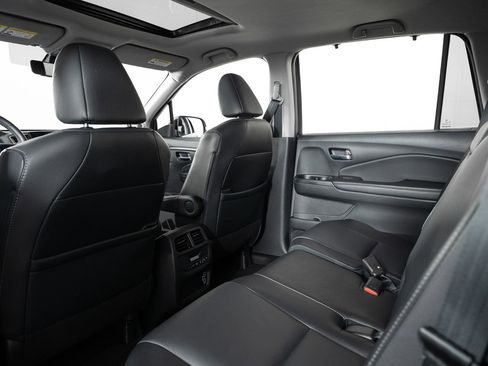 Used 2022 Honda Pilot Special Edition image 17