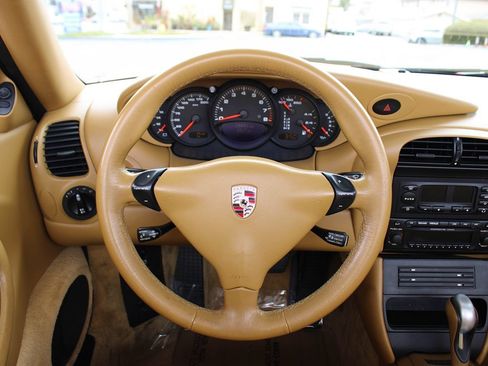 Used 2003 Porsche 911 Cabriolet image 23
