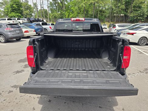 Used 2022 Chevrolet Colorado Z71 RWD image 13
