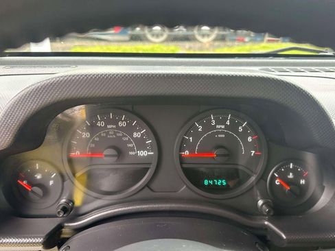 Used 2008 Jeep Wrangler Unlimited X AWD/4WD image 18