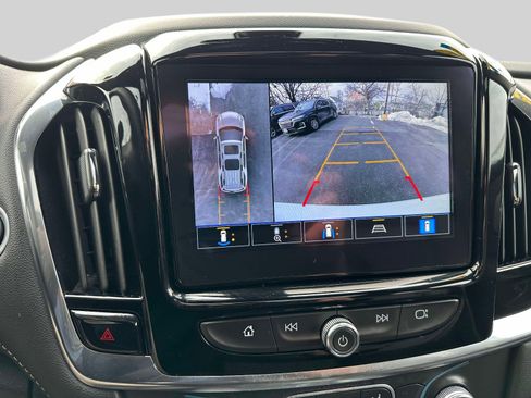 Certified 2023 Chevrolet Traverse LT w/ LT Premium Package image 30