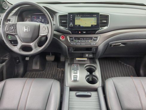 Used 2023 Honda Passport TrailSport image 9