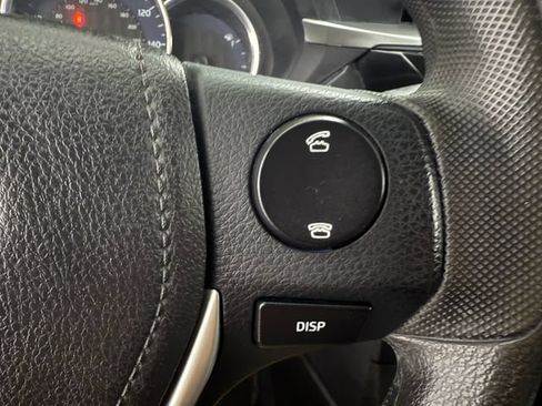Used 2015 Toyota Corolla L FWD image 11