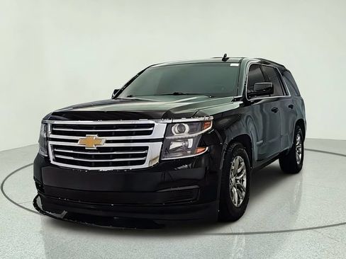 Used 2018 Chevrolet Tahoe LS AWD/4WD image 2