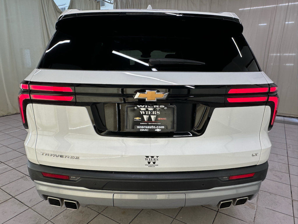 Certified 2024 Chevrolet Traverse LT w/ LPO, Floor Liner Package FWD image 6