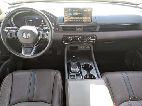 Used 2023 Honda Pilot Elite image 17