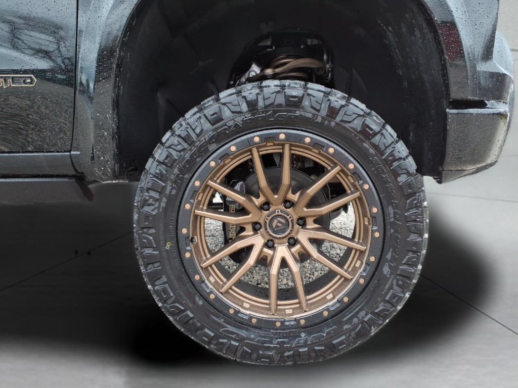 New 2026 Chevrolet Silverado 1500 RST w/ All Star Edition Plus AWD/4WD image 9