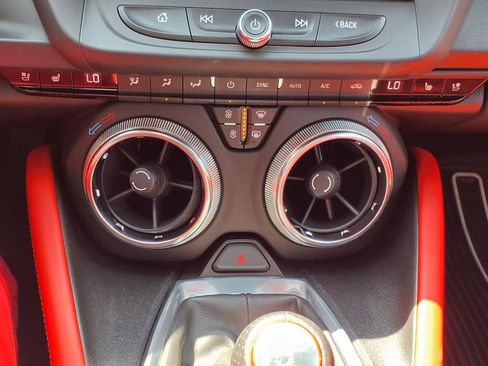 Used 2016 Chevrolet Camaro SS image 16