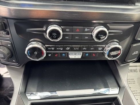 New 2026 Ford F350 Lariat image 17