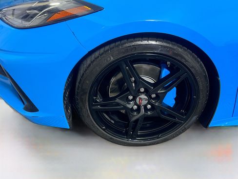 Used 2021 Chevrolet Corvette Stingray Coupe w/ 1LT RWD image 13