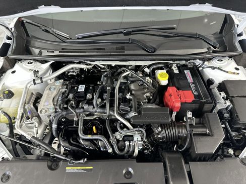 Certified 2025 Nissan Sentra SV FWD image 28