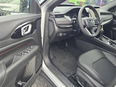 New 2026 Jeep Compass Trailhawk image 4