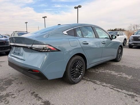 New 2026 Nissan Sentra SV w/ Floor Mat Package image 5