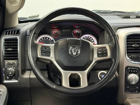 Used 2018 RAM 1500 Laramie w/ Convenience Group AWD/4WD image 8