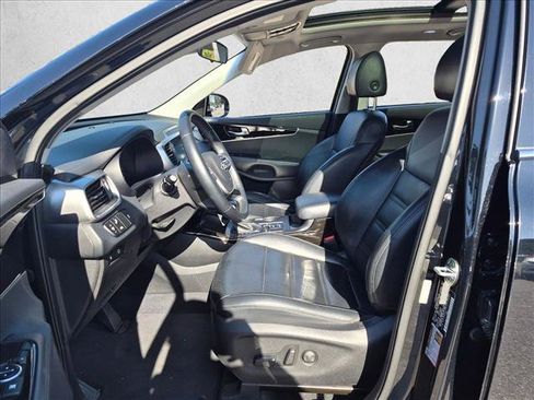 Used 2020 Kia Sorento EX FWD image 10
