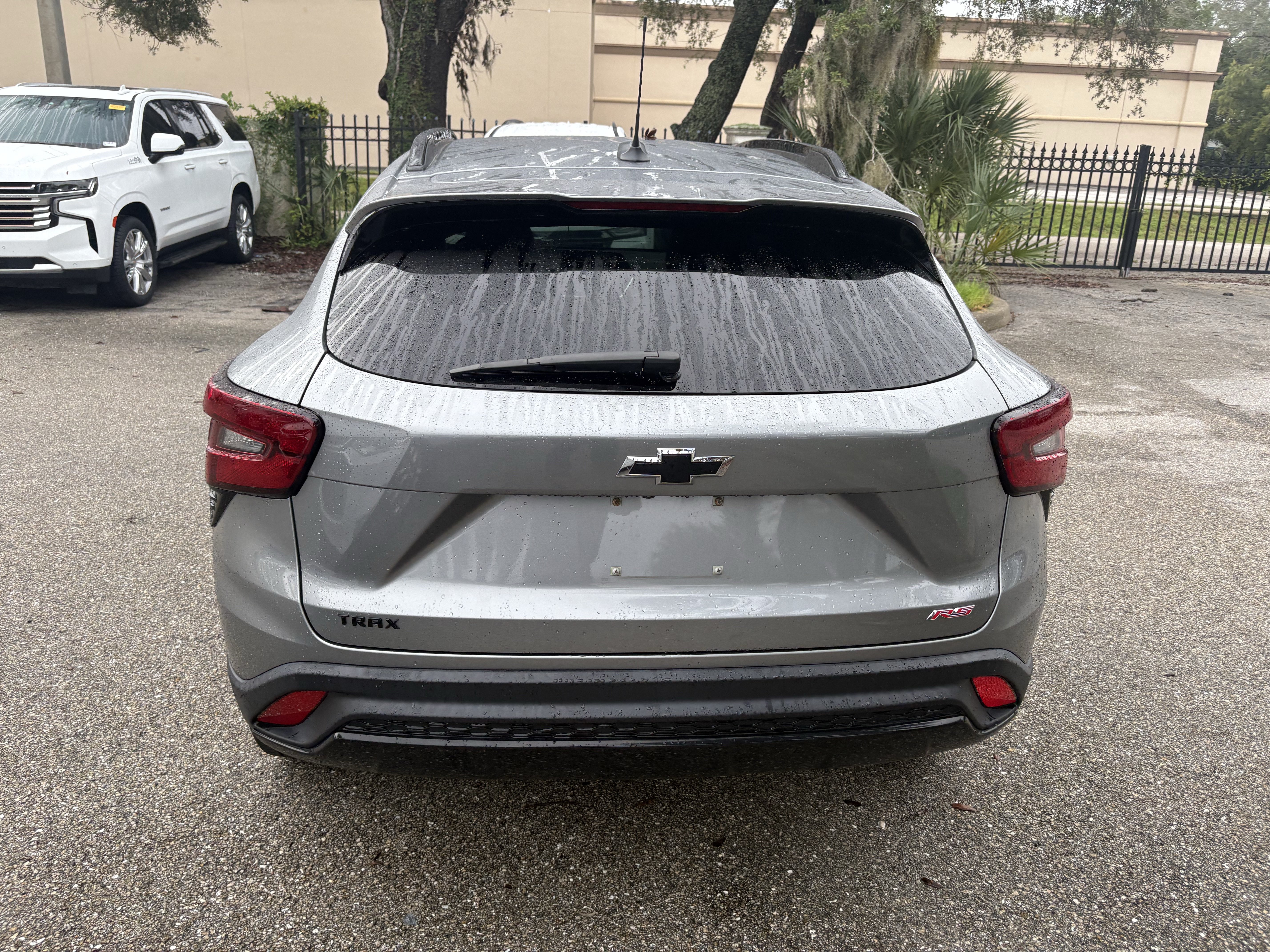 Used 2024 Chevrolet Trax RS FWD image 6