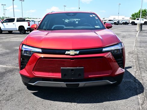 Used 2024 Chevrolet Blazer EV LT AWD/4WD image 3