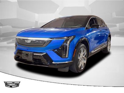 New 2025 Cadillac Optiq Luxury 1 w/ LPO, Floor Liner Package