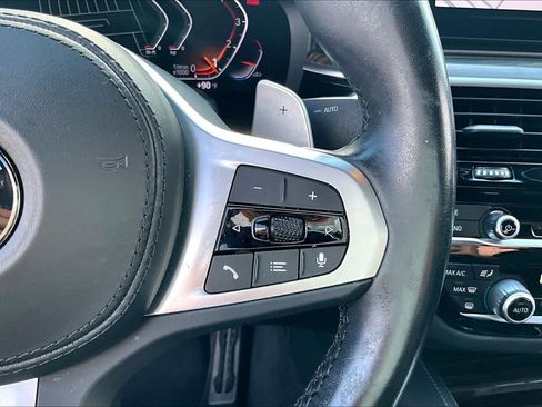 Used 2022 BMW 530i w/ M Sport Package RWD image 22