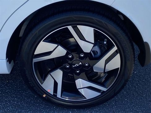 New 2025 Kia Soul GT-Line image 8