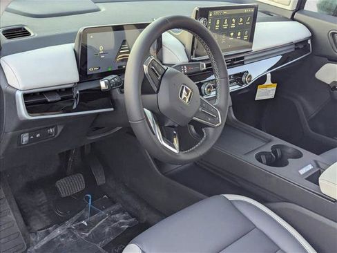 New 2026 Honda Prologue Touring image 3