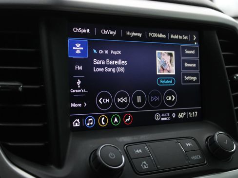 Used 2023 GMC Acadia SLT w/ Preferred Package image 29