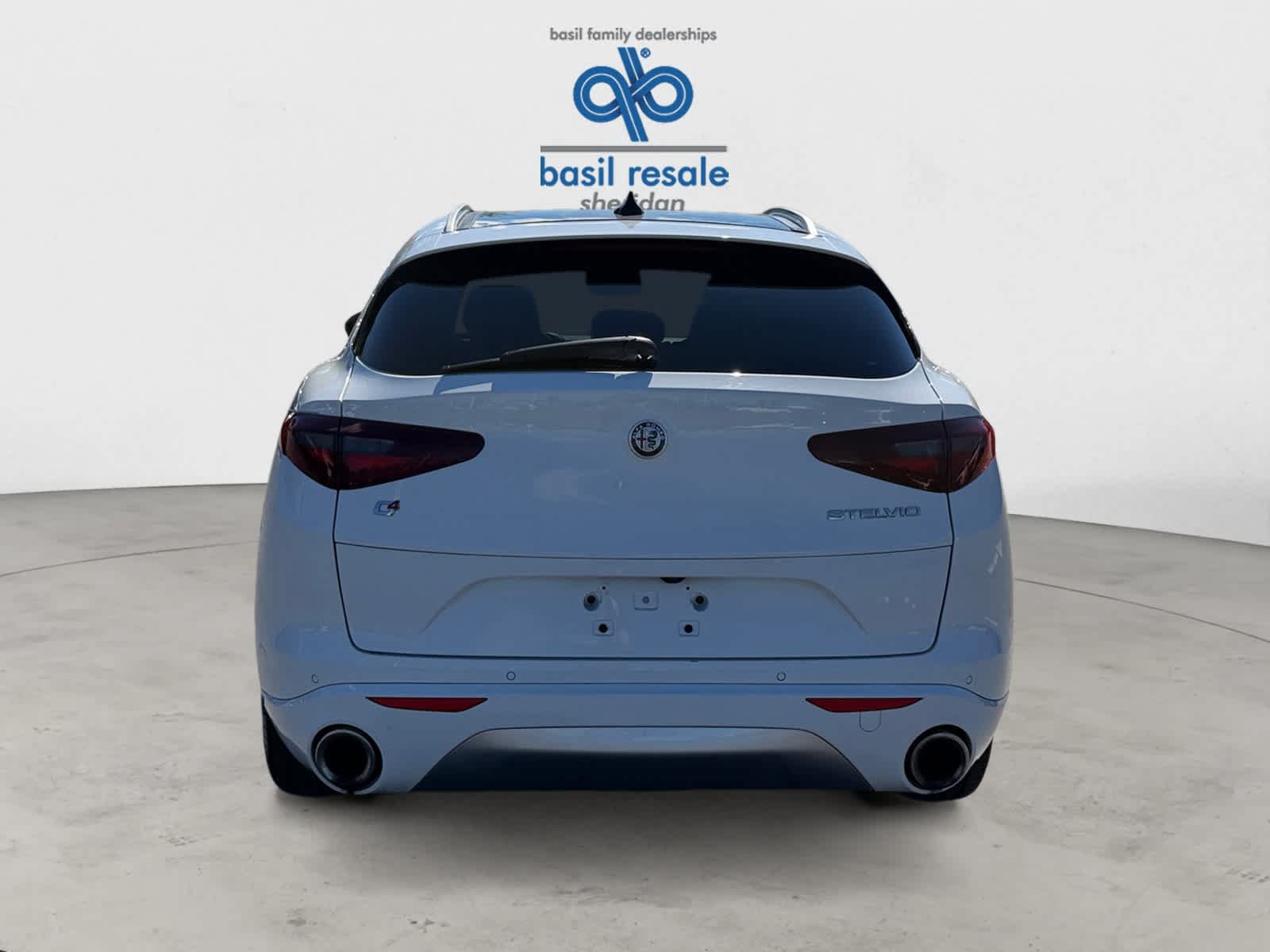 Used 2021 Alfa Romeo Stelvio Ti w/ Nero Edizione AWD/4WD image 6