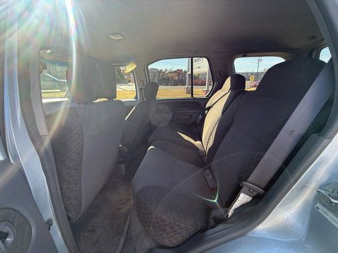 Used 2001 Nissan Xterra XE image 15