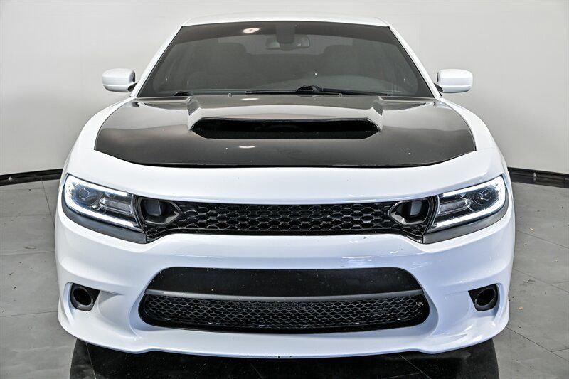 Used 2019 Dodge Charger Scat Pack RWD image 4