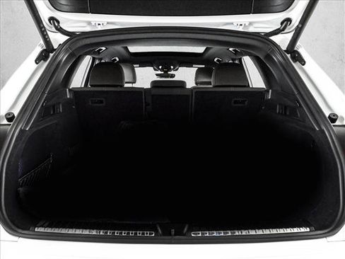 Certified 2025 Audi Q5 Premium w/ Convenience Package AWD/4WD image 6