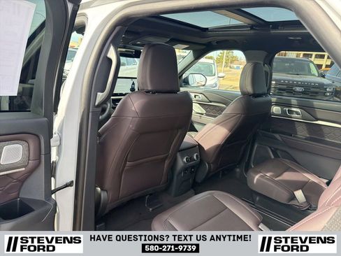 Used 2025 Ford Explorer Platinum w/ LUX Leather Package AWD/4WD image 36