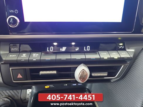Used 2026 Toyota Camry SE w/ Convenience Package FWD image 18