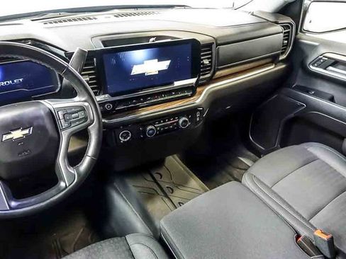 Certified 2024 Chevrolet Silverado 1500 LT AWD/4WD image 17