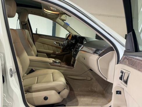 Used 2011 Mercedes-Benz E 350 Sedan image 13